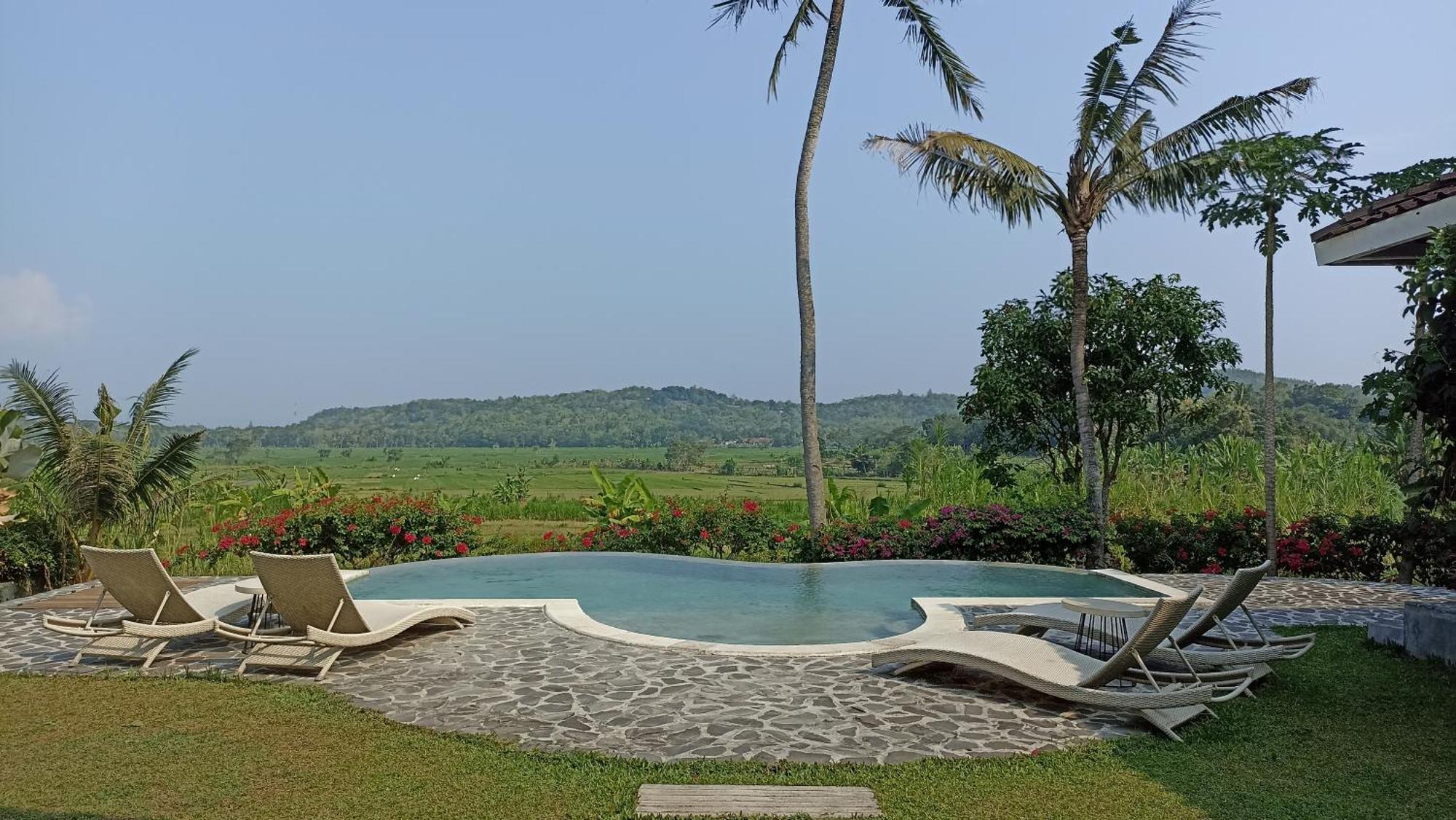 Sunmoonstarvillas Yogyakarta Jarakan Eksteriør billede